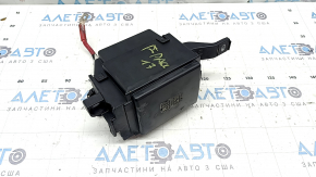 Jaguar F-Pace X761 17-25 Right Underhood Fuse Box Assembly