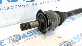 The rear left half-shaft drive of the BMW X5 X6 E70 E71 07-13 has a dented casing.