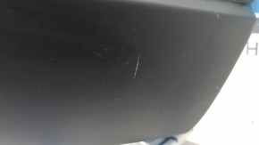 The rear bumper is bare, the lower part of the Honda CRV 23-25 HEV Sport, the structure is scratched, the fasteners are broken