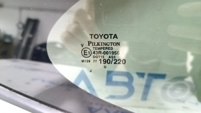 Window blind glass rear right Toyota Highlander 20-