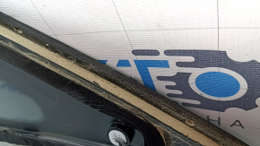 Rear right side window with chrome molding, no curtain, tinted, Toyota Sienna 21-24, tinted, seal cut