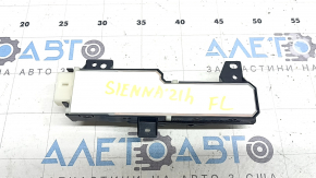 Toyota Sienna 22 driver's seat control with black buttons