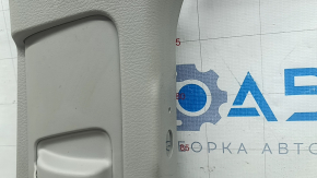 The center pillar trim, upper belt, right, Toyota Sienna 21-24, gray, plastic has turned white, filed down