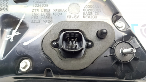Tesla Model X 16-21 right inner tailgate light scratches