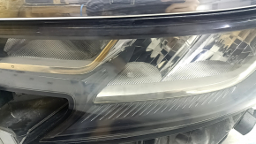 Left front headlight for Toyota Sienna 21-24 LED, LE, XLE, Led, crack in mount, needs polishing