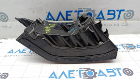 Tesla Model X 16-21 USA right outer fender light scratches