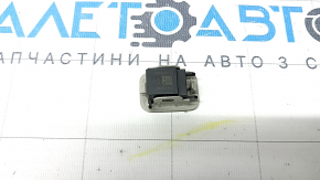 Microphone in the ceiling of the Toyota Sienna 21-25 gray overlay