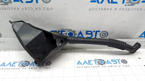 The left trunk drain on a Tesla Model X 16-21 is broken.