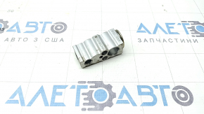 Toyota Sienna 21-25 Air Conditioner Heater Valve