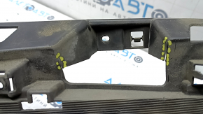 Mazda 6 18-21 radiator grille bracket is pinched, cracks, scratches