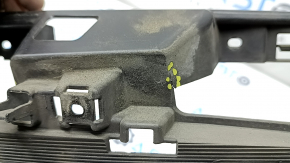Mazda 6 18-21 radiator grille bracket is pinched, cracks, scratches