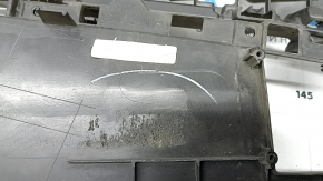 Mazda 6 18-21 radiator grille bracket is pinched, cracks, scratches