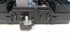 Ford Fusion mk5 17-20 hybrid underhood fuse box, plug-in, no cover, broken fasteners