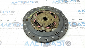 The Toyota Sienna 21-25 damper is rusty.