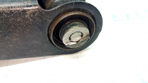 Lower control arm under the rear left spring for Toyota Sienna 21-25 (sealant for replacement)