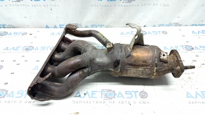Rusty exhaust manifold with catalytic converter for Toyota Sienna 21-25