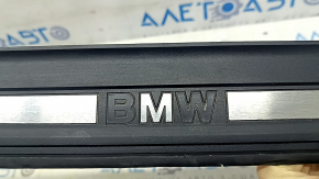 Outer front right door sill trim for BMW 5 F10 11-16, black with chrome, missing chrome trim, scratches, broken fasteners