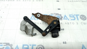 The rear body position sensor with a rod is rusty for a BMW 3 F30 12-18.