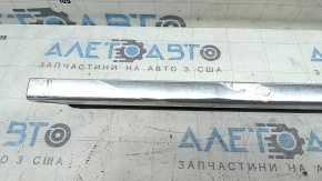 Molding door-glass center rear left Mercedes C-class W205 15-21 chrome, scratches, in glue