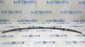 Mercedes C-class W205 trunk lid molding, chrome, broken fastener, chipped chrome