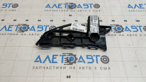 Left front bumper mount for Toyota Prius V 12-17