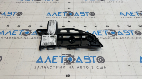 Right front bumper mount for Toyota Prius V 12-17