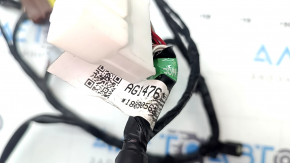 Tesla Model X 16-21 driver's seat wiring has a broken connector