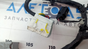 Tesla Model X 16-21 driver's seat wiring has a broken connector