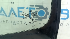 Mercedes C-class W205 windshield 15-21 sand, chipped