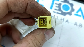 Seat guide 2nd row rear left inner Toyota Sienna 21-25
