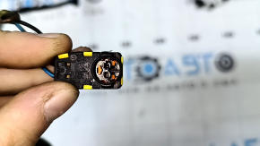 Airbag Wiring for the Driver's Seat of a VW Passat B7 12-15 USA