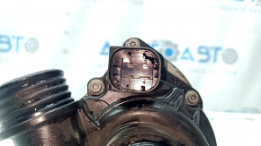 BMW 5 F10 11-16 3.0T N55 water pump type 1 crack in plastic