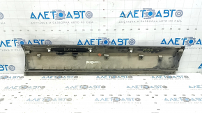 Lower front left door trim panel for VW Atlas 18-25, structure, scratches