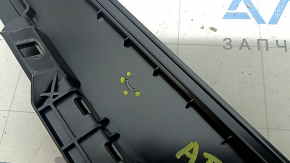 Rear left side door trim for VW Atlas 18-25, structure, scratch