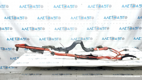 The battery wiring through the entire body of a BMW 5 F10 11-16 is cut off.