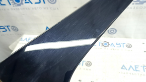 Right trunk spoiler for VW Atlas 24-24, glossy black, scratches