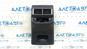 Rear center console trim with air vent deflector VW Atlas 24-25 black for 2 USB, scratches