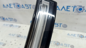 Daytime running light (DRL) central VW Atlas 24-25 without ambient lighting, scratches, worn