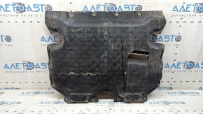 The front engine guard of the Mercedes C-class W205 15-21 AWD is worn and has cracks.