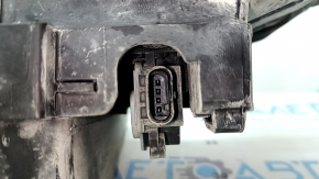 The VW Atlas 24-25 radiator deflector blind with a 2.0T motor has a broken mount.
