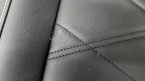 Rear row of seats left 3rd row VW Atlas 24-25 leather black white stitching, SE, for cleaning