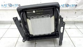 Rear row of seats left 3rd row VW Atlas 24-25 leather black white stitching, SE, for cleaning