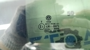 Door glass triangle rear right VW Atlas 18-24