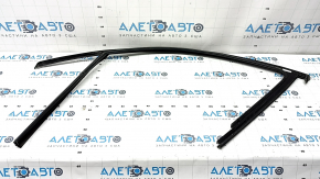 Front right window seal for VW Atlas 18-25
