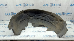 The rear right fender liner of a Mercedes C-class W205 15-21 has torn fasteners.