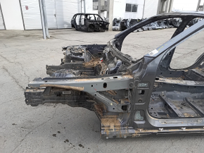 Front left quarter panel of Mercedes C-class W205 15-21 on the body, graphite