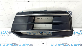 Left front bumper grille for Audi Q5 80A 18-20 with chrome, sand, crack in molding