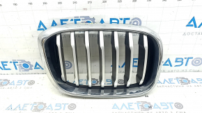 Right radiator grill BMW X3 G01 18-21 nostril, chrome frame + gray grille, broken fasteners, sand