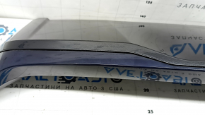 The trunk spoiler of the BMW X3 G01 18-21 assembly has burned out the lower part.