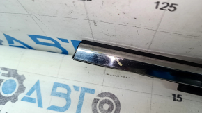 Molding door-glass center rear right Lincoln MKC 15-19 chrome, scratches, bent